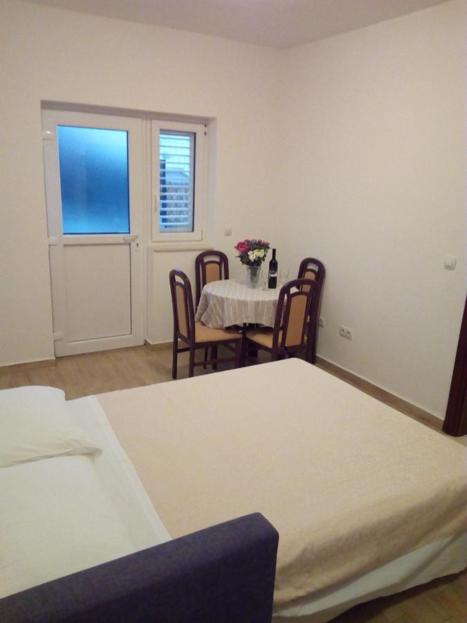 Apartment On The Beach ロクヴァ・ロゴズニツァ エクステリア 写真
